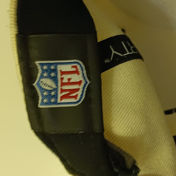 New Era Baltimore Raven Snap Back (A-Frame) - Cream with Chrome Color Dim - Picture 4 of 5